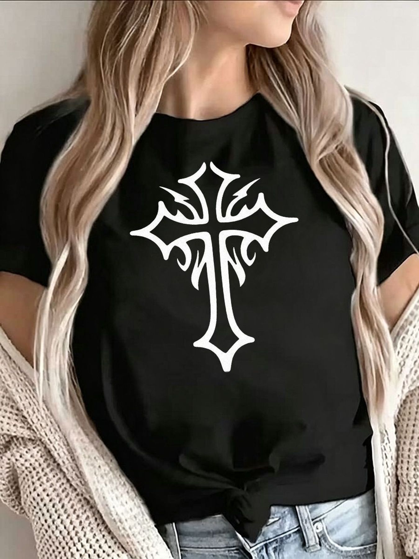Women'S Y2K Fashion Aesthetic - Gothic Cross Graphic T Shirt Women