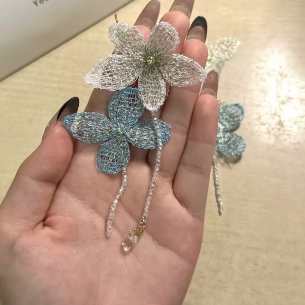 Women Fashion Photoshoot - Rhinestone Accessories Sparkling Pearl Necklace Embroidered