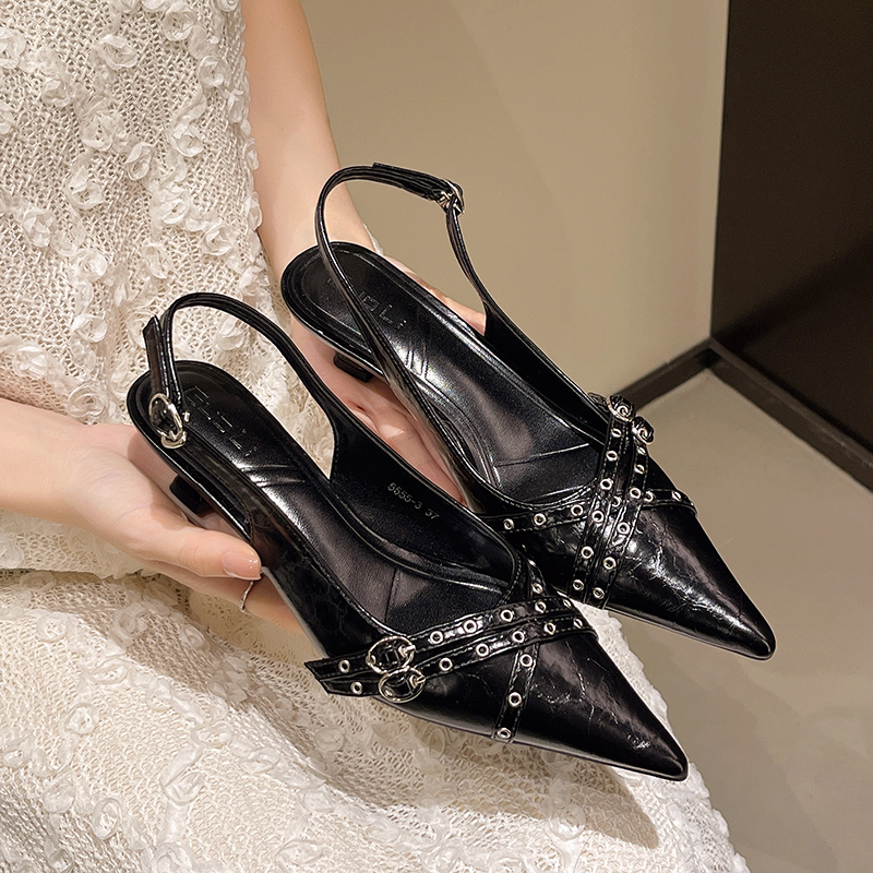 Women'S Fashion Trends - 2025 New Women Pointed Toe Sandals