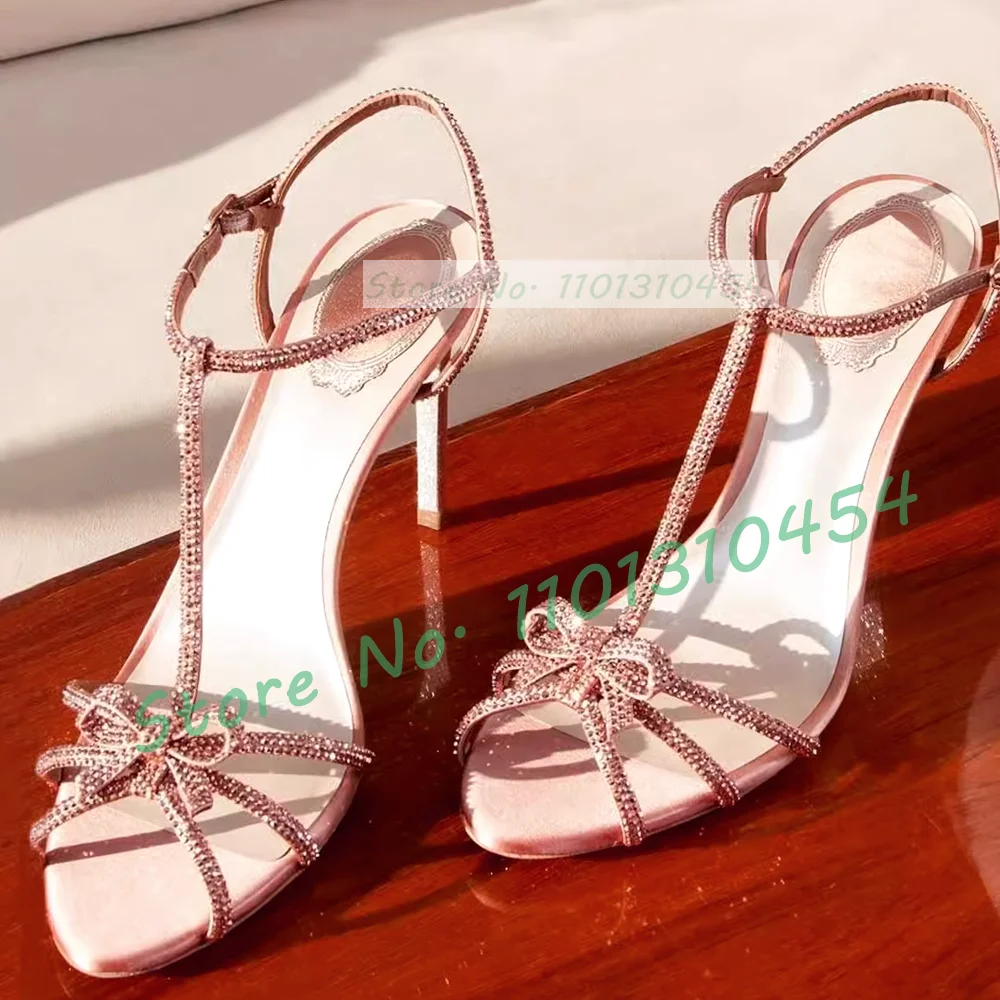 Crystal Bow T-bar Satin Sandal - Women'S Fashion Trends 评论和价格
