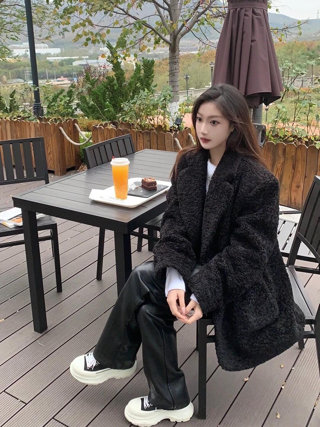 Lamb Wool Jacket Spring Woman  - Women'S Fashion Utility Jacket 评论和价格