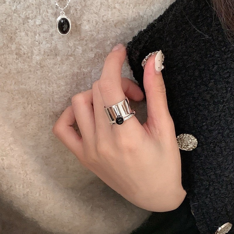 XIYANIKE Sweet Cool Black Bead - Women Fashion Hub 评论和价格