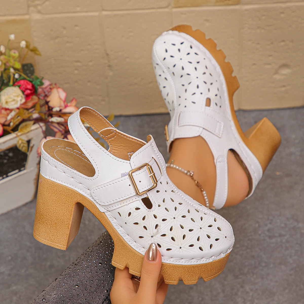 Large Size Women's Thick Heel  - Women'S Fashion Visor 评论和价格