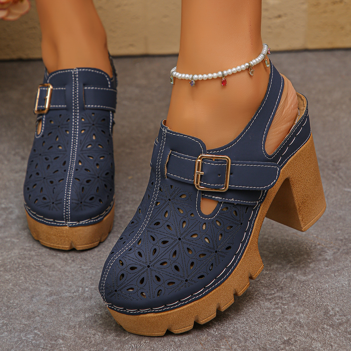 Large Size Women's Thick Heel  - Women'S Fashion Visor 评论和价格